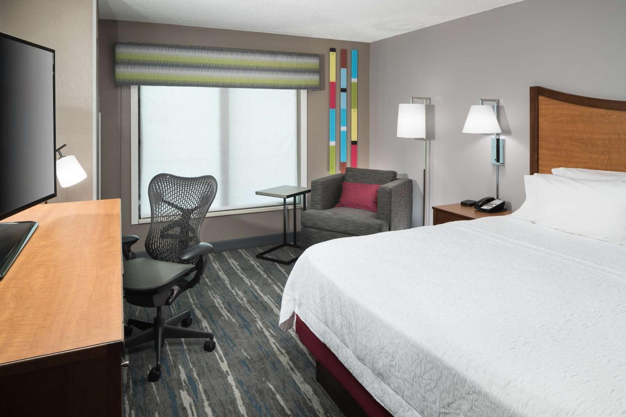 Hampton Inn & Suites Chicago North Shore Skokie Exterior photo